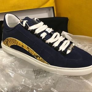 NWT Dsquared2 Low suede EU44/US11